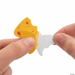 Brand new 🥰 Silly Zombie 💀 Halloween Magnet Craft Kit - Makes 12 🥰 -Halloween Crafts for Kids Sales silly zombie halloween magnet craft kit makes 1214113160 a02